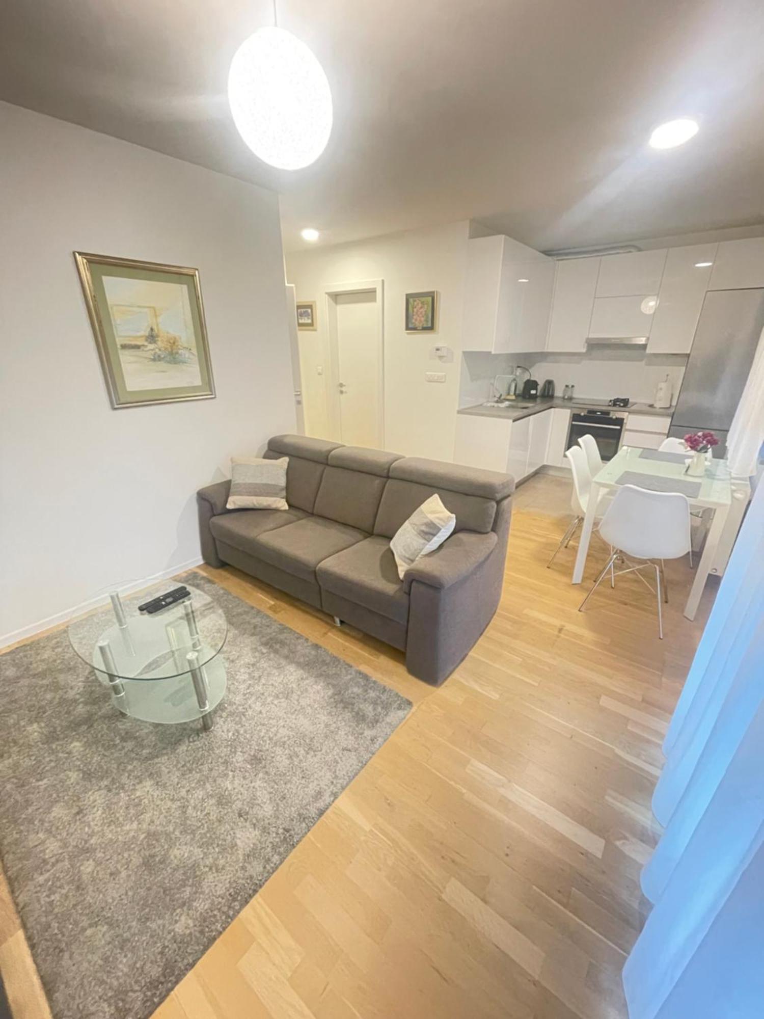 Apartment Lucky Place - Zumberacka With Free Private Parking *